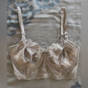 Victoria's Secret Lace Underwire Bralette in Gray